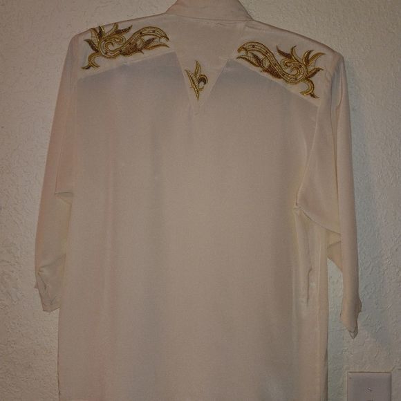 100% Silk Blouse - Picture 5 of 11